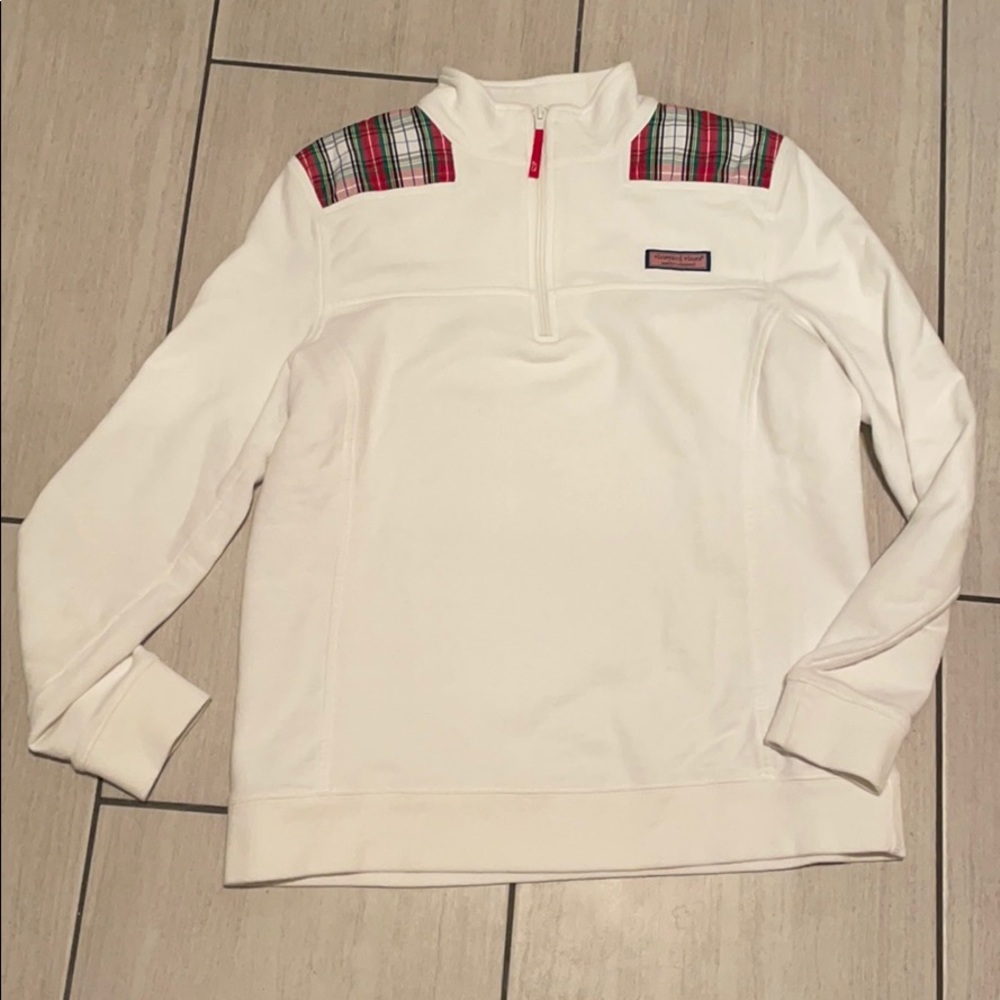 White Vineyard Vines size M quarter zip